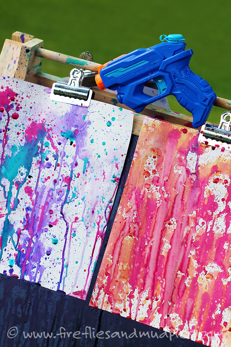 Squirt Gun Painting | 25+ Summer Crafts for Kids