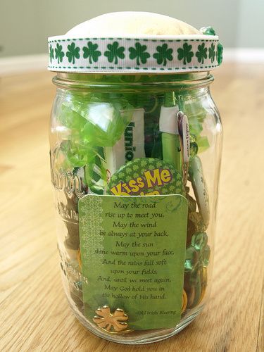 St. Patrick's Day Mason Jar | 25+ St. Patrick's Day ideas
