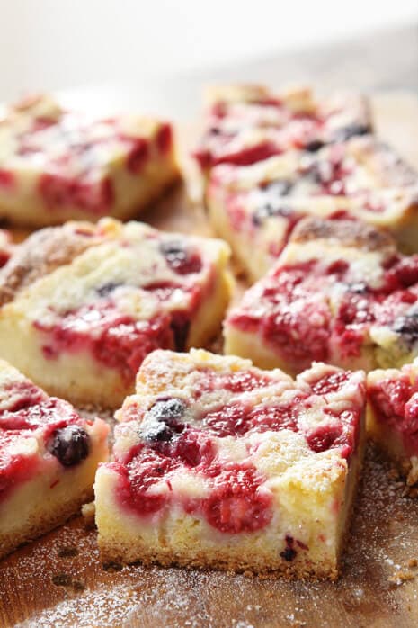 Summer Berry Custard Bars + 50 Delicious Berry Recipes... refreshingly sweet treats that you can enjoy all summer long!