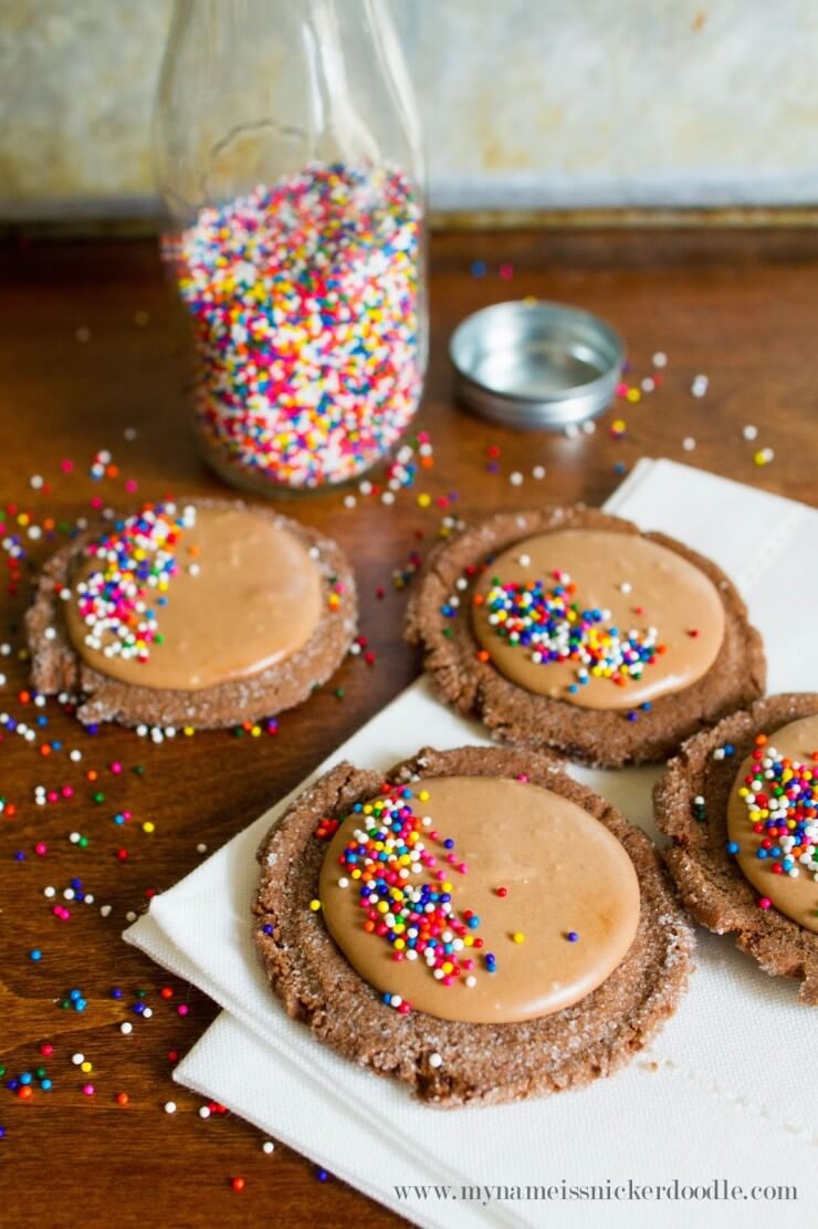 Swig-Style-Chocolate-Sugar-Cookies-With-Chocolate-Frosting