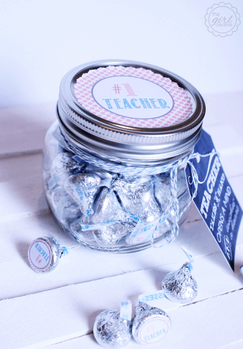 Teacher Appreciation Hershey Jar + 25 Handmade Gift Ideas for Teacher Appreciation - the perfect way to let those special teachers know how important they are in the lives of your children!