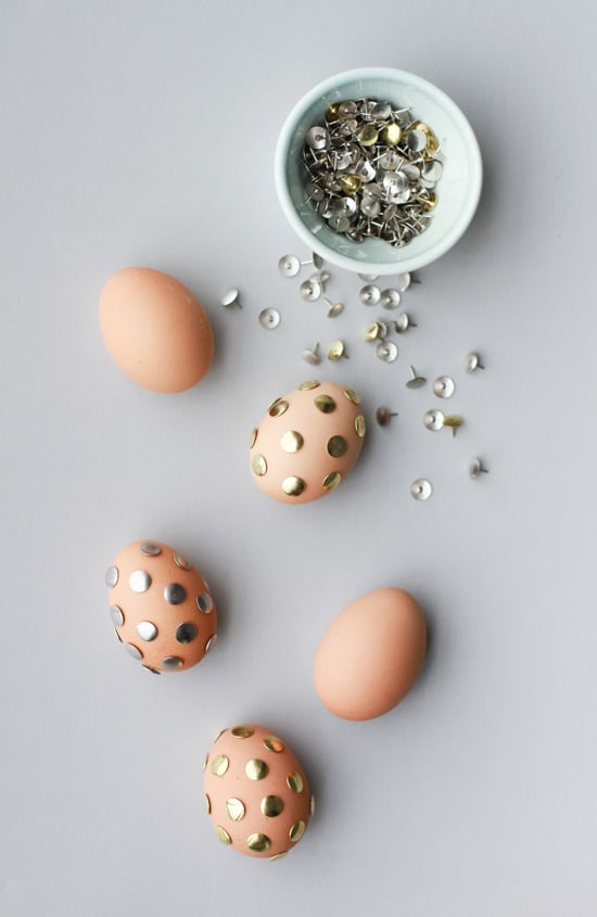 Thumb Tack Polka Dot Eggs | 25+ MORE ways to decorate Easter Eggs