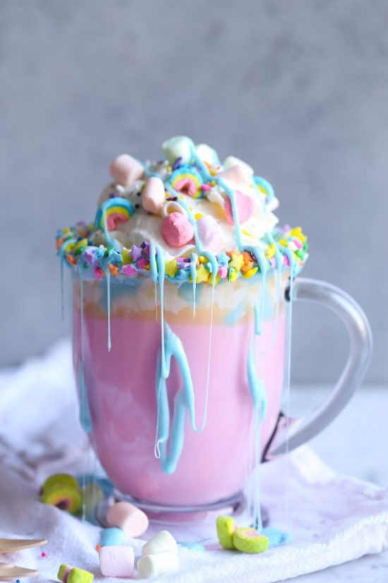 Unicorn Hot Chocolate | 25+ Unicorn Party Ideas