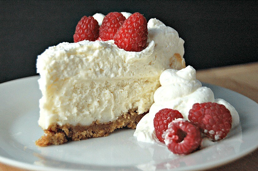 Vanilla Bean Cheesecake | 25+ Cheesecake Recipes