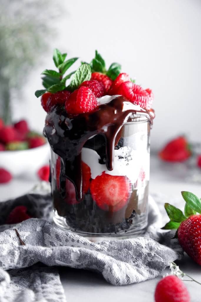 Vegan Berry Brownie Parfaits + 50 Delicious Berry Recipes... refreshingly sweet treats that you can enjoy all summer long!