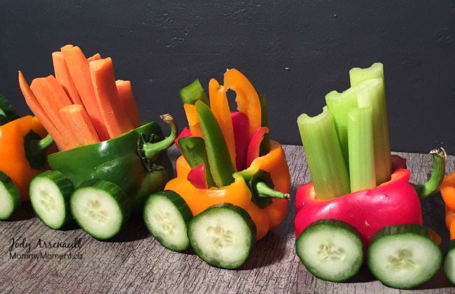Veggie Train | 25+ Cute & Healthy Snacks
