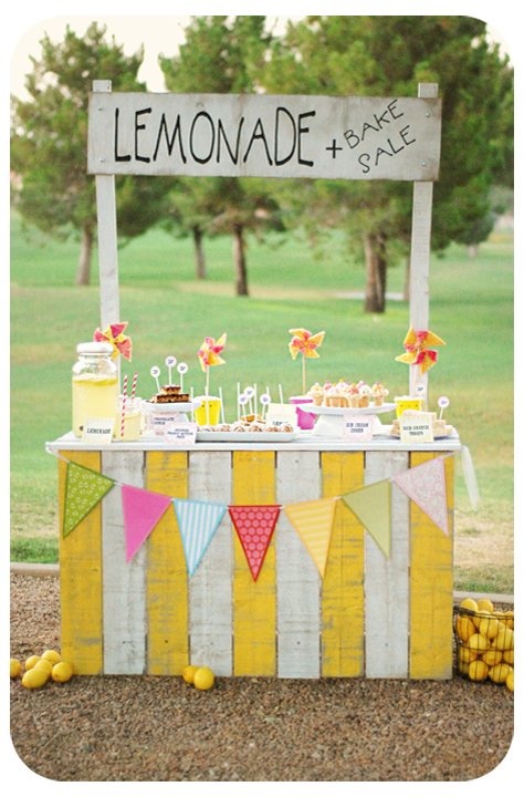 Vintage Lemonade Stand | 25+ Lemonade Stand Ideas