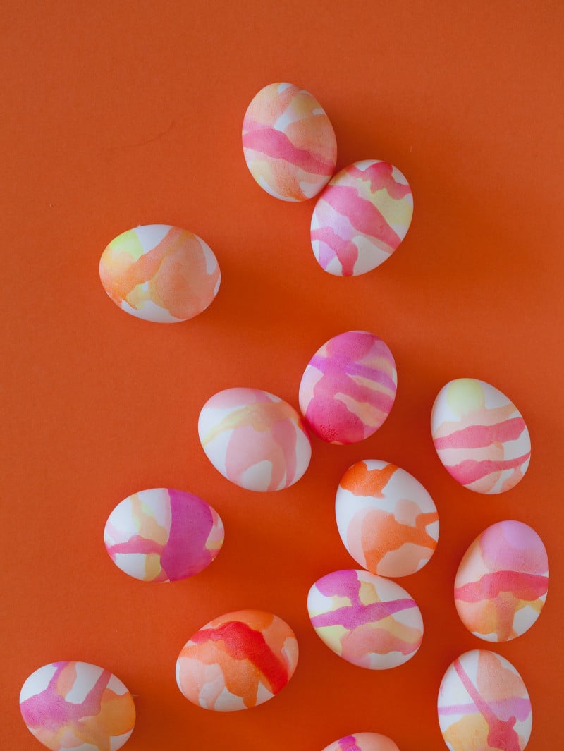 Watercolor Eggs | 25+ MORE ways to decorate Easter Eggs