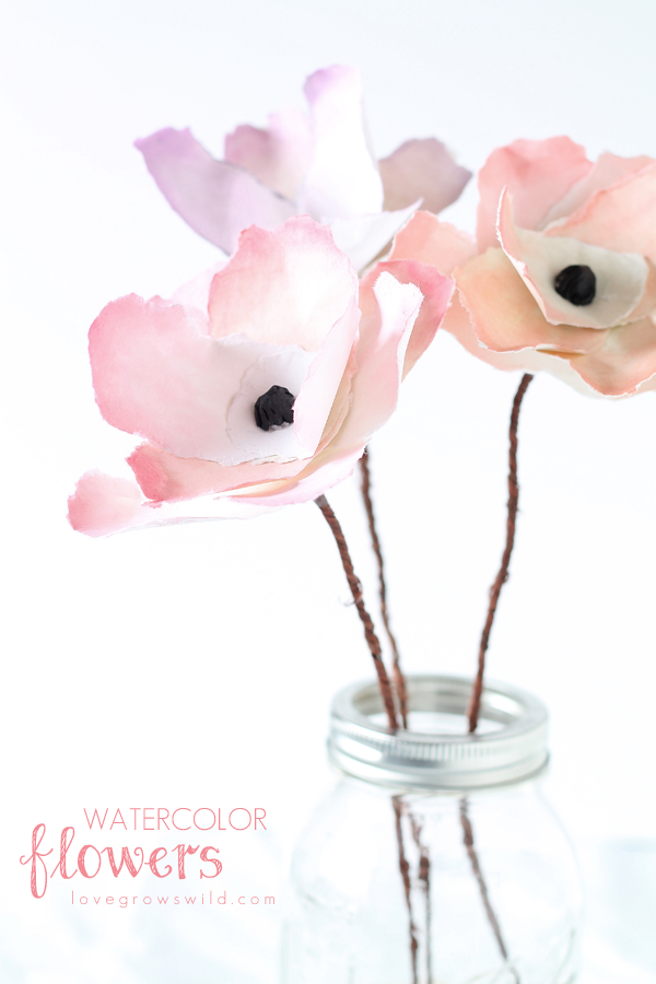 Watercolor Flowers | 25+ Paper Flower Crafts