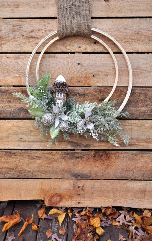 Winter Woodland Wreath | 25+ MORE Beautiful Christmas Wreaths