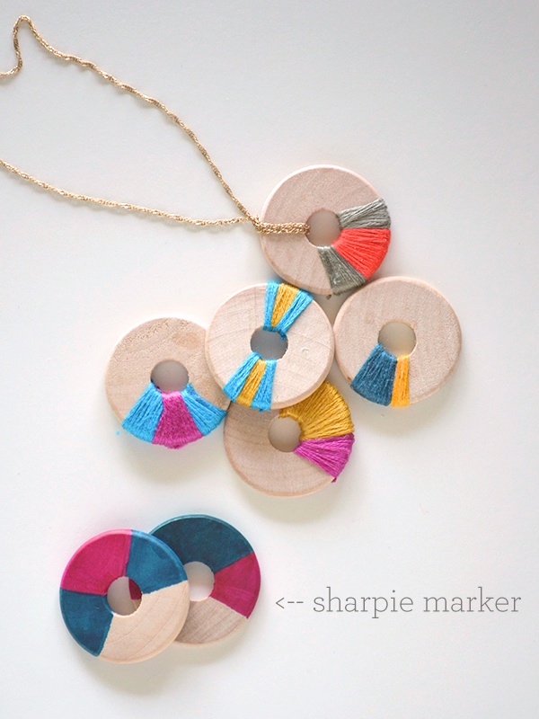 DIY modern wood jewelry made with sharpies | 25+ Sharpie Crafts