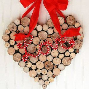 15 DIY Valentine's Day Wreaths You Can Craft (Part 2) - DIY Wreaths Ideas, DIY Valentine's Day Wreaths, diy Valentine's day wreath