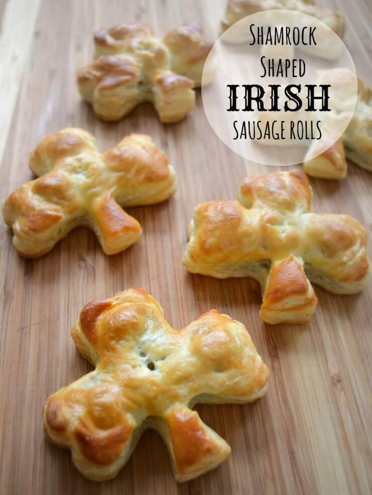 Shamrock Shaped Irish Sausage Rolls | Top 50 St. Patrick's Day Green Food - have fun with St. Patrick's Day and surprise your family and friends with these fun, festive green recipes!
