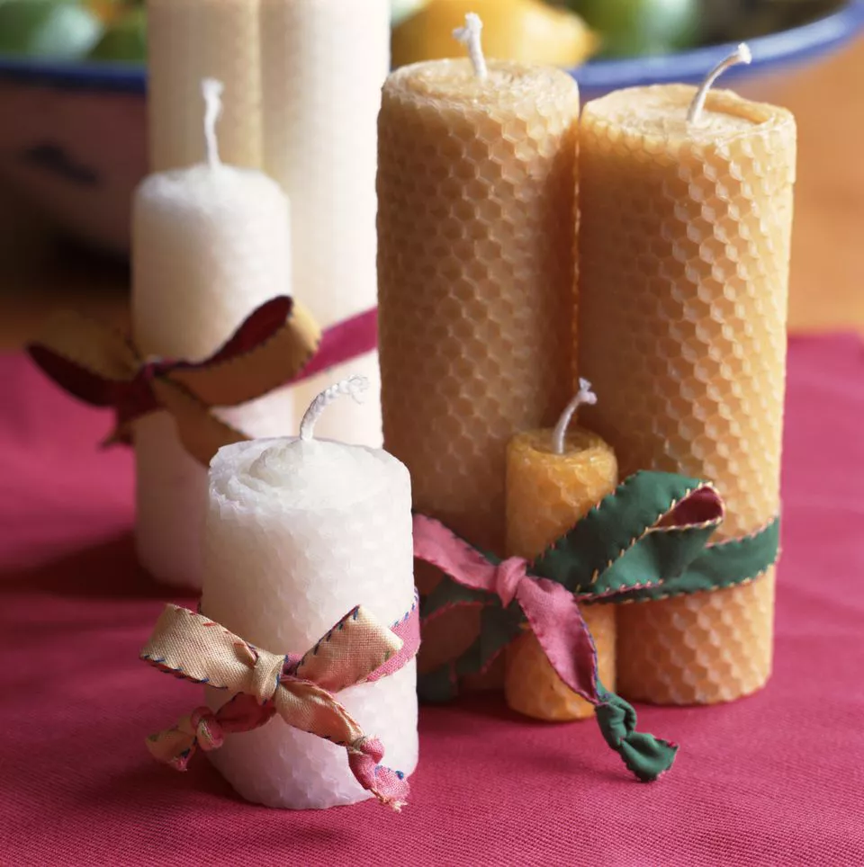 make a beeswax candle