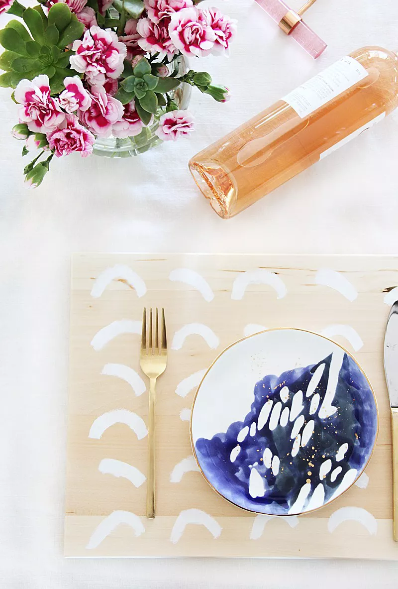 painted wood placemat diy
