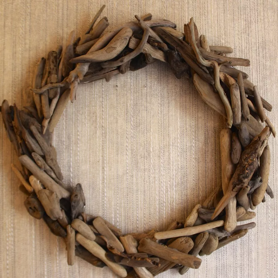 driftwood wreath projects
