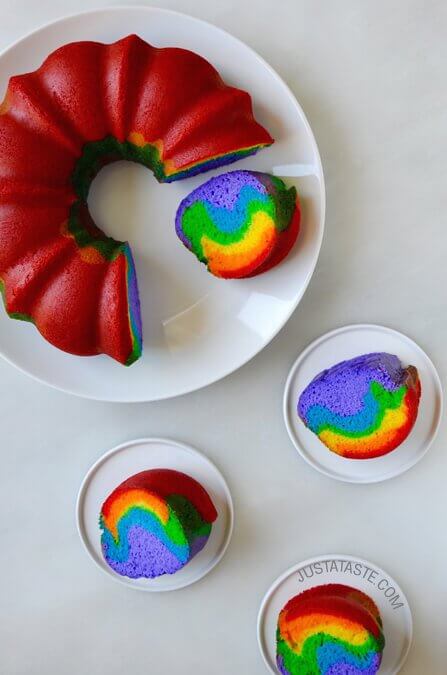 Rainbow cake + Top 50 Rainbow Desserts - the perfect way to celebrate St. Patrick's Day and welcome spring!
