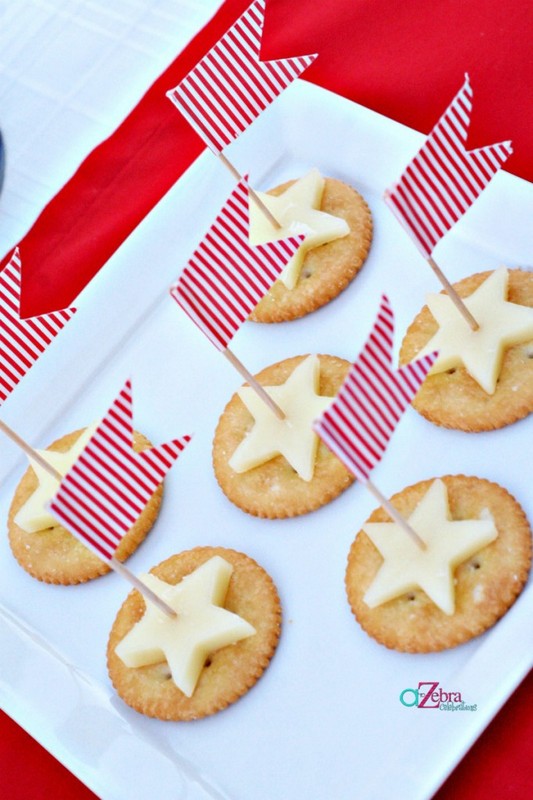 festive crackers and cheese | 25+ 4th of July Party ideas