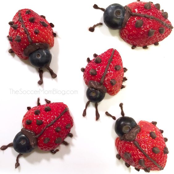 fruit ladybugs | 25+ Cute & Healthy Snacks