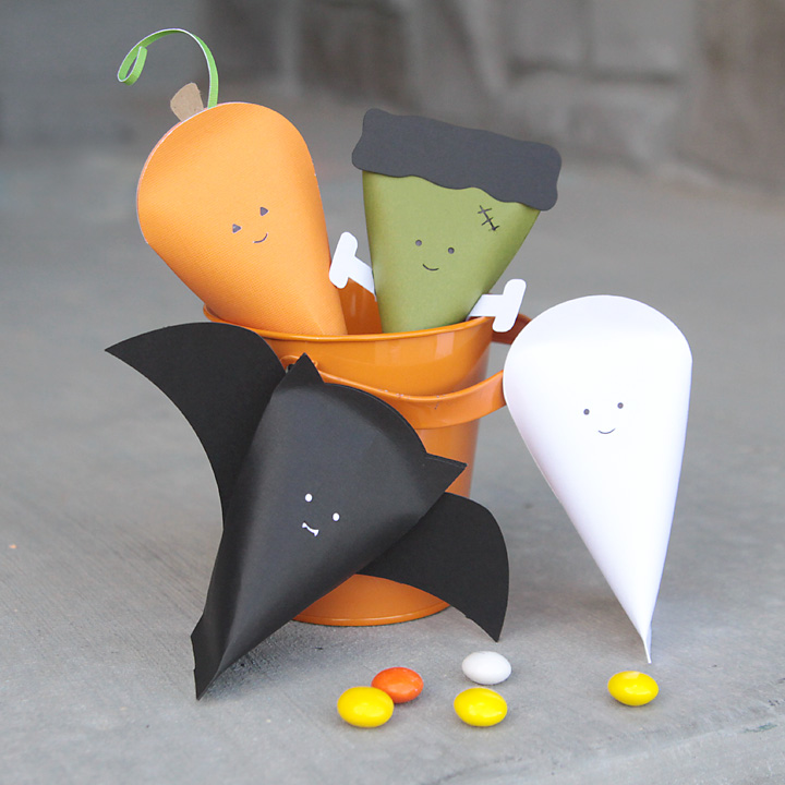Adorable! Easy DIY Halloween character treat boxes made from cardstock - perfect for goodie bags!