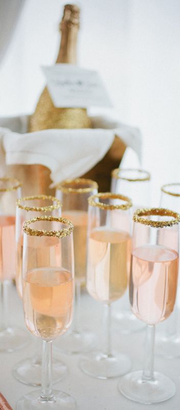 gold Glitter themed wedding ideas 