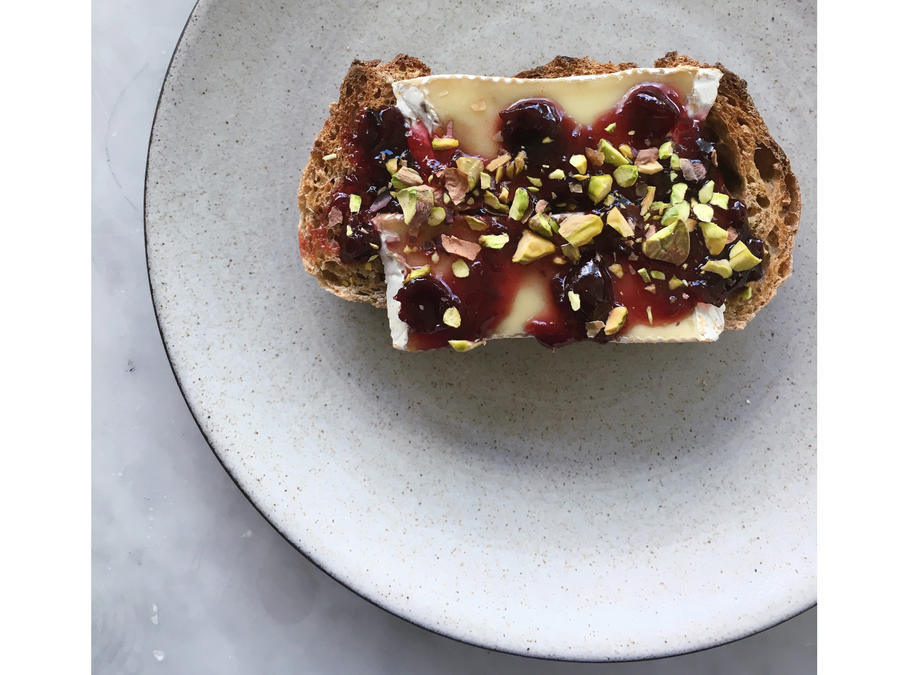 cherry pistachio brie toast image