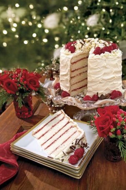 22 Easy Christmas Cake Recipes - Christmas recipes, Christmas Dessert Recipes, Christmas Cake Recipes, Christmas Cake Recipe, cake recipes