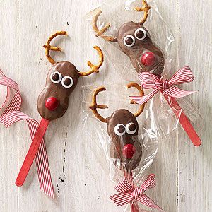nutter butter reindeers | 25+ Rudolph crafts, gifts and treats | NoBiggie.net