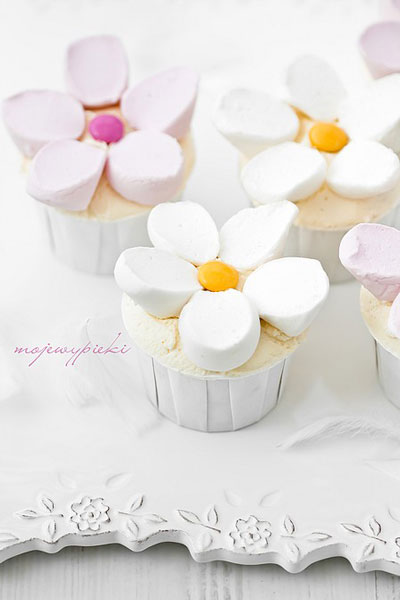 pretty-flower-cupcakes-easy-marshmallow