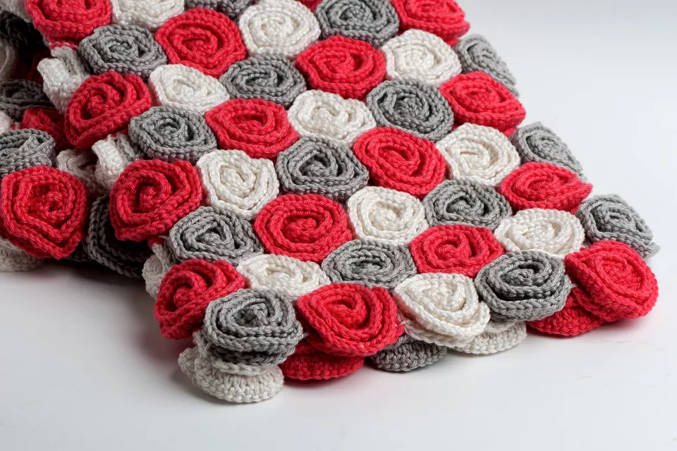 Roses Crochet Blanket Pattern