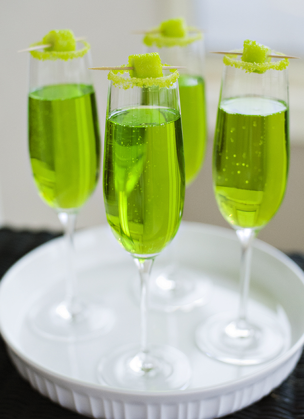 Fun St. Patrick's Day Cocktail Recipes (Part 1) - St. Patrick's Day Recipes, St. Patrick's Day Cocktails, St. Patrick's Day Cocktail Recipes