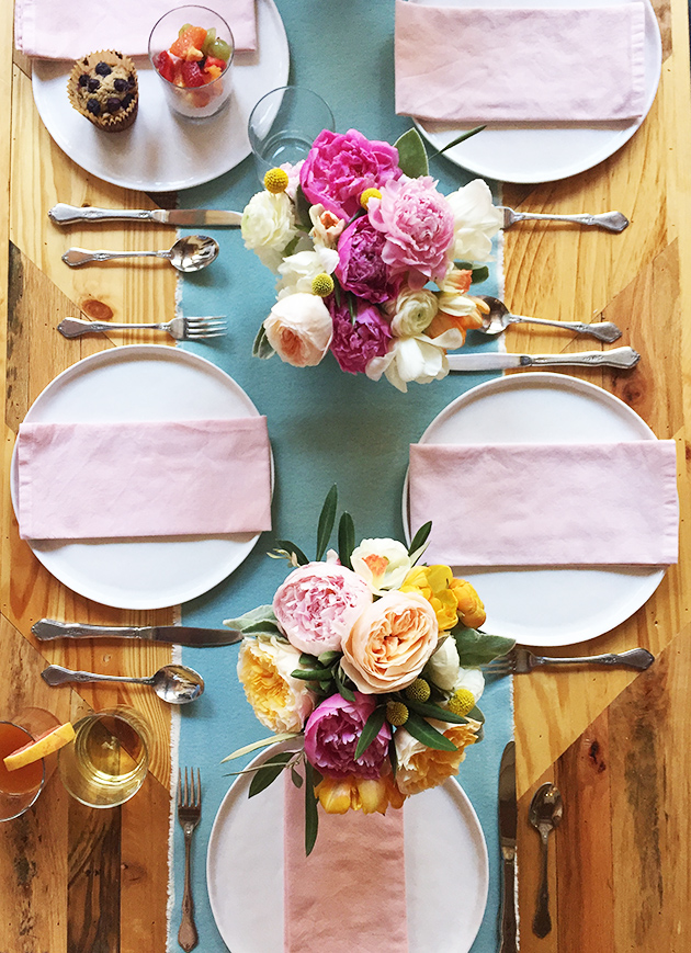 Lovely and Easy-to-Make Easter Tablescape Ideas - Tablescape Ideas, Easter Tablescape Ideas, Easter Tablescape Idea, Easter Tablescape, diy Easter