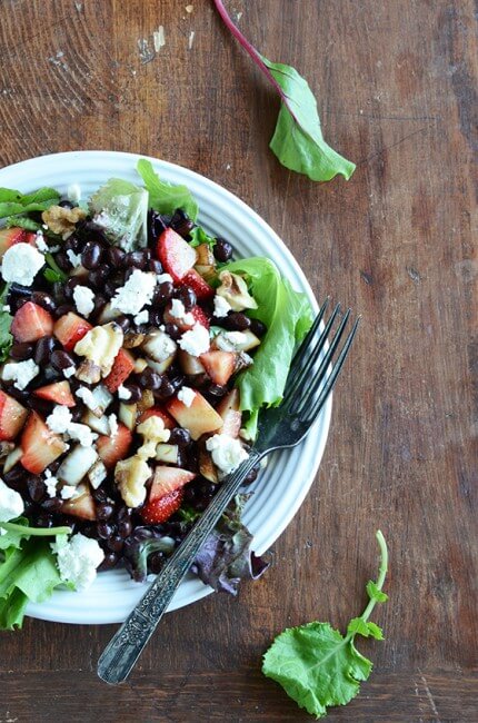 strawberry black bean salad