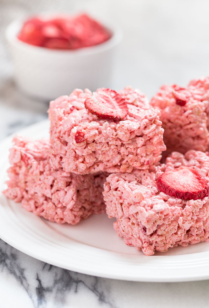 Strawberry Rice Crispy Treats made with Strawberry Fluff @DessertForTwo