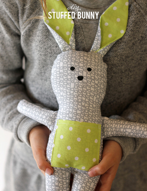 25 coolest things to sew for kids: toys, costumes, floor pillows, sleeping bags, and more! Great ideas for birthday gifts, Christmas presents, and everyday DIY fun.