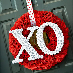 15 DIY Valentine's Day Wreaths You Can Craft (Part 2) - DIY Wreaths Ideas, DIY Valentine's Day Wreaths, diy Valentine's day wreath