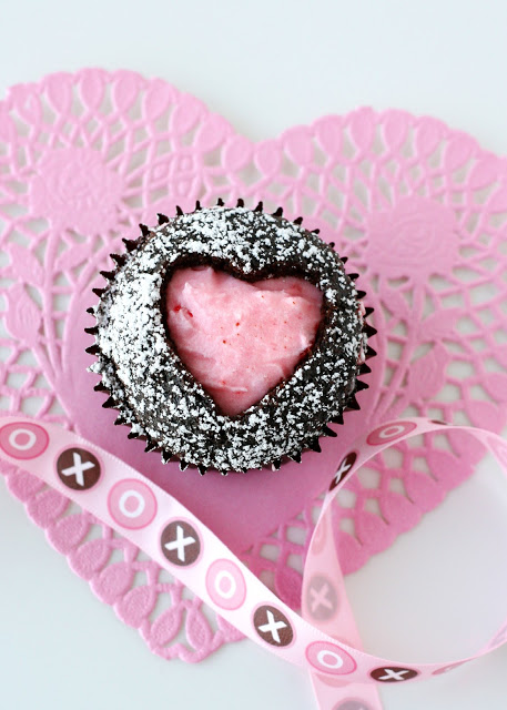 17 Cute Valentine's Day Cupcakes - Valentine's Day Cupcakes, Valentine's Day Cupcake Recipes, Valentine's Day Cupcake