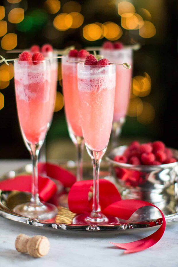 15 Christmas Cocktails To Spice Up Your Holiday Celebrations