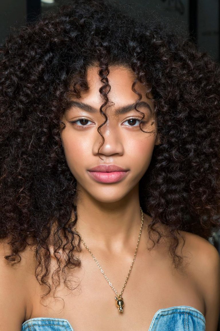 Women's Cuts For Curly Hair That Always Look Good