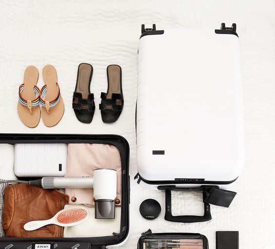 Save money on the flight with the smart luggage trick - travel tricks, travel, style motivation, style, luggage tricks