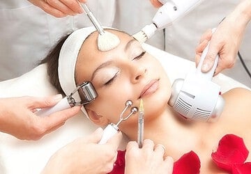 Why Wait? Your Dream Face Awaits! - Managing expectations, Local options, Facial surgery, Decision points, beauty treatments