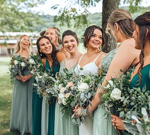 Find Your Vibe: The Girlfriends Guide to Choosing Bridesmaid Dresses That Flatter - current bridesmaid fashion trends, choosing bridesmaid dress colors, bridesmaid dress styles, body types and bridesmaid dresses, accessorizing bridesmaid dresses