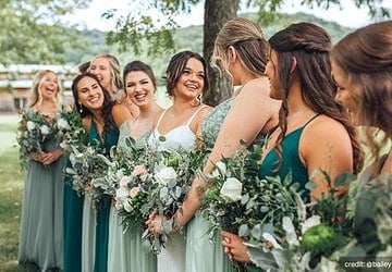 Find Your Vibe: The Girlfriends Guide to Choosing Bridesmaid Dresses That Flatter - current bridesmaid fashion trends, choosing bridesmaid dress colors, bridesmaid dress styles, body types and bridesmaid dresses, accessorizing bridesmaid dresses