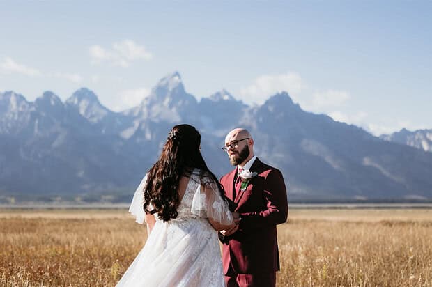 Elope in Style: Why Modern Couples Are Ditching Traditional Weddings for Intimate Adventures - personalized wedding attire, modern couple elopement, intimate wedding ideas, elopement trends, all-inclusive elopement packages