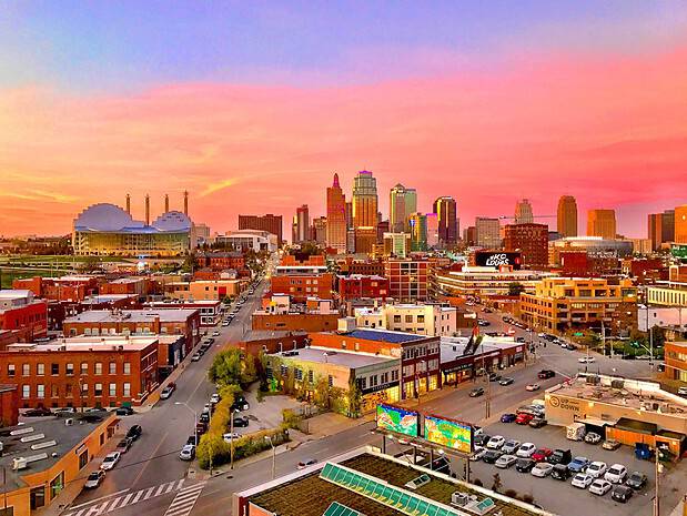 Ready to Shop and Feast in the Midwest? Which Cities Do It Best? - Omaha hidden gems, Minneapolis food scene, Midwest shopping destinations, Chicago luxury shopping, best cities for food and shopping