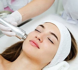 Glow-Up Goals: Why Med Spas Are Changing the Game in Beauty - skin rejuvenation, self-care and wellness, non-invasive beauty treatments, med spas, affordable luxury beauty